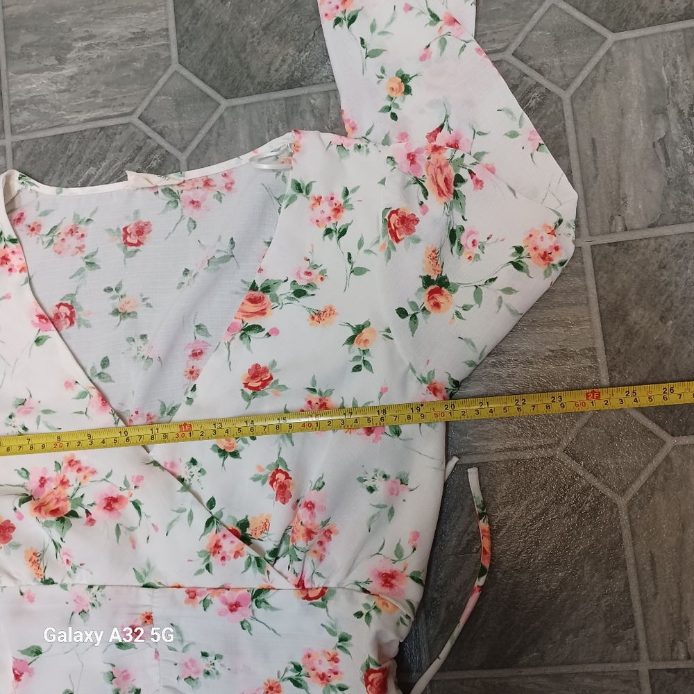 Meraki Cream Floral Wrap Blouse Size XL - Picture 12 of 13